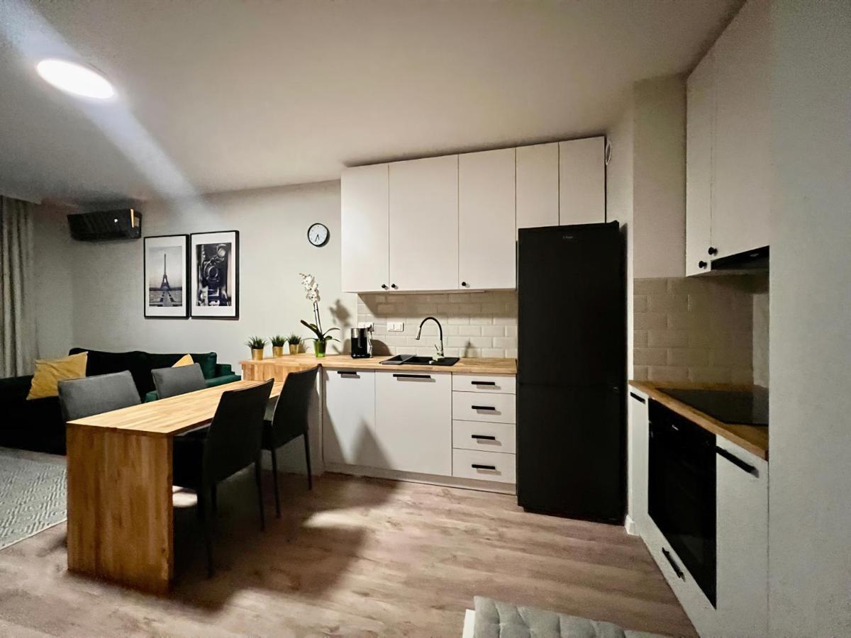 Milionowa 8 - Komfortowe Studio Z Garazem I Klimatyzacja Łódź Exterior foto